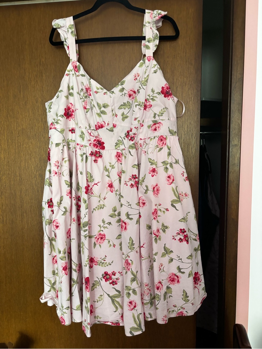 Retro Chic Pink Floral Sundress with Ruffle Straps